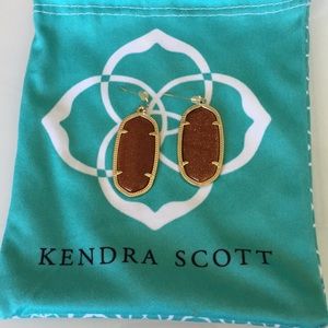 Kendra Scott Elle Earrings in Goldstone